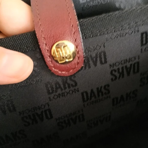 DAKS London | Casual Style Street Style 2Way Office Style logo Bag  (Unisex) - Picture 6 of 17